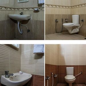 Budget King Room